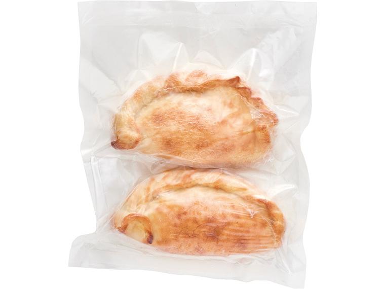 とろ〜り3種チーズの手包みカルツォーネ 190g（2個入り）