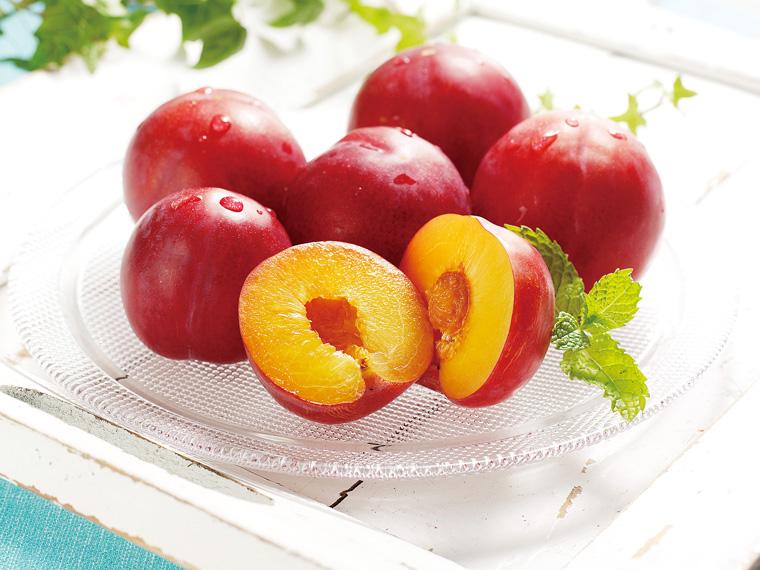 プラム（品種おまかせ） 450g（4〜10玉）