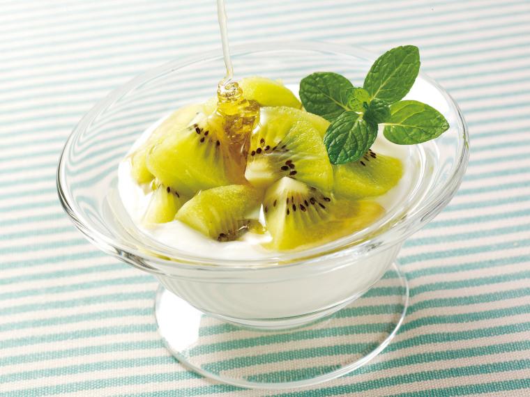 ニュージーランド産有機グリーンキウイフルーツ（バケツ入） 1ｋｇ（9〜12玉）