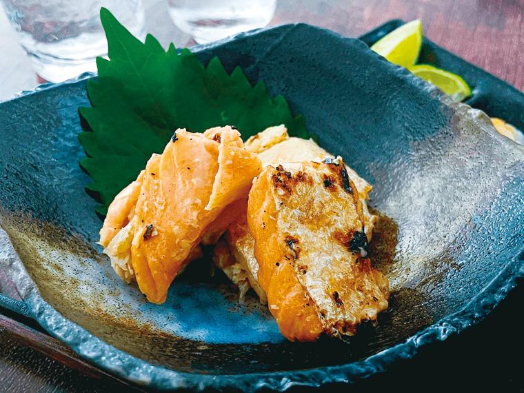 炙りサーモンハラス缶 100g(固形量70g)