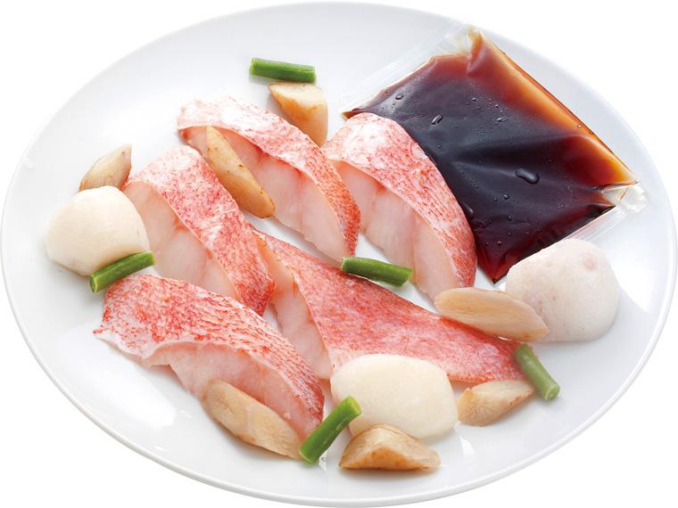 おかずキット　【冷凍】骨取り赤魚と野菜の簡単煮付セット 335g（魚140g・野菜95g・たれ100g）
