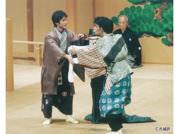 【抽】能・狂言 〜解説・字幕付き〜 朝昼２回公演